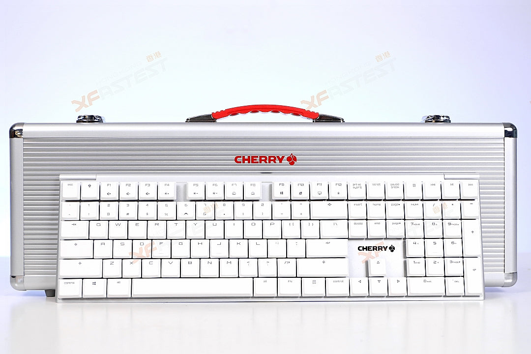 [XF 開箱] Cherry 薄身 MX 軸 零噪音‧反應快‧RGB Cherry MX 10.0